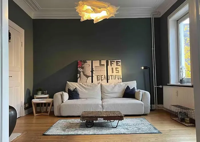 Luxury With 3br